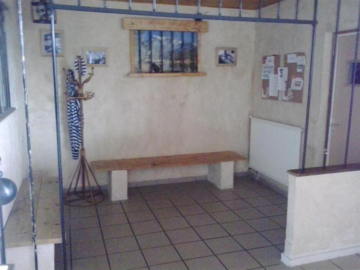 Mais qui dit sheriff, dit Prison (salle d'attente....)